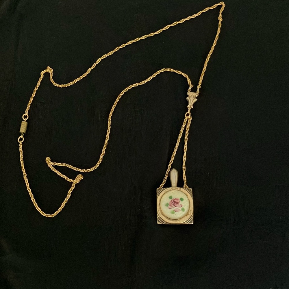 Vintage 1928 Jewelry Company pendant.